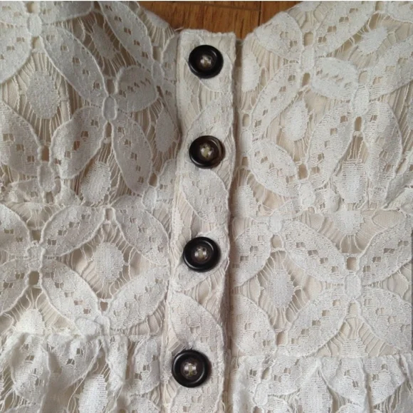 NWT White Lace Dress - Picture 5 of 6